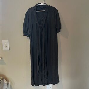 French Connection women’s size 8 gray dress